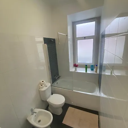 Arroios - Fourth Floor Habitación en casa particular Lisboa