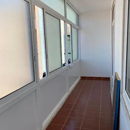 Arroios - Fourth Floor Homestay *